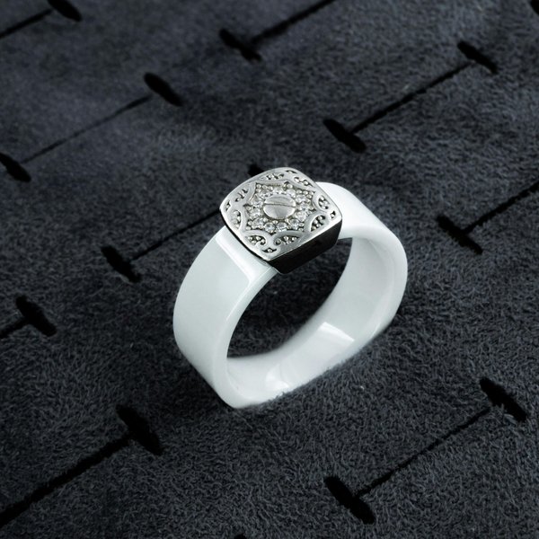 Bijoux en céramique : un charme intemporel et éco-responsable